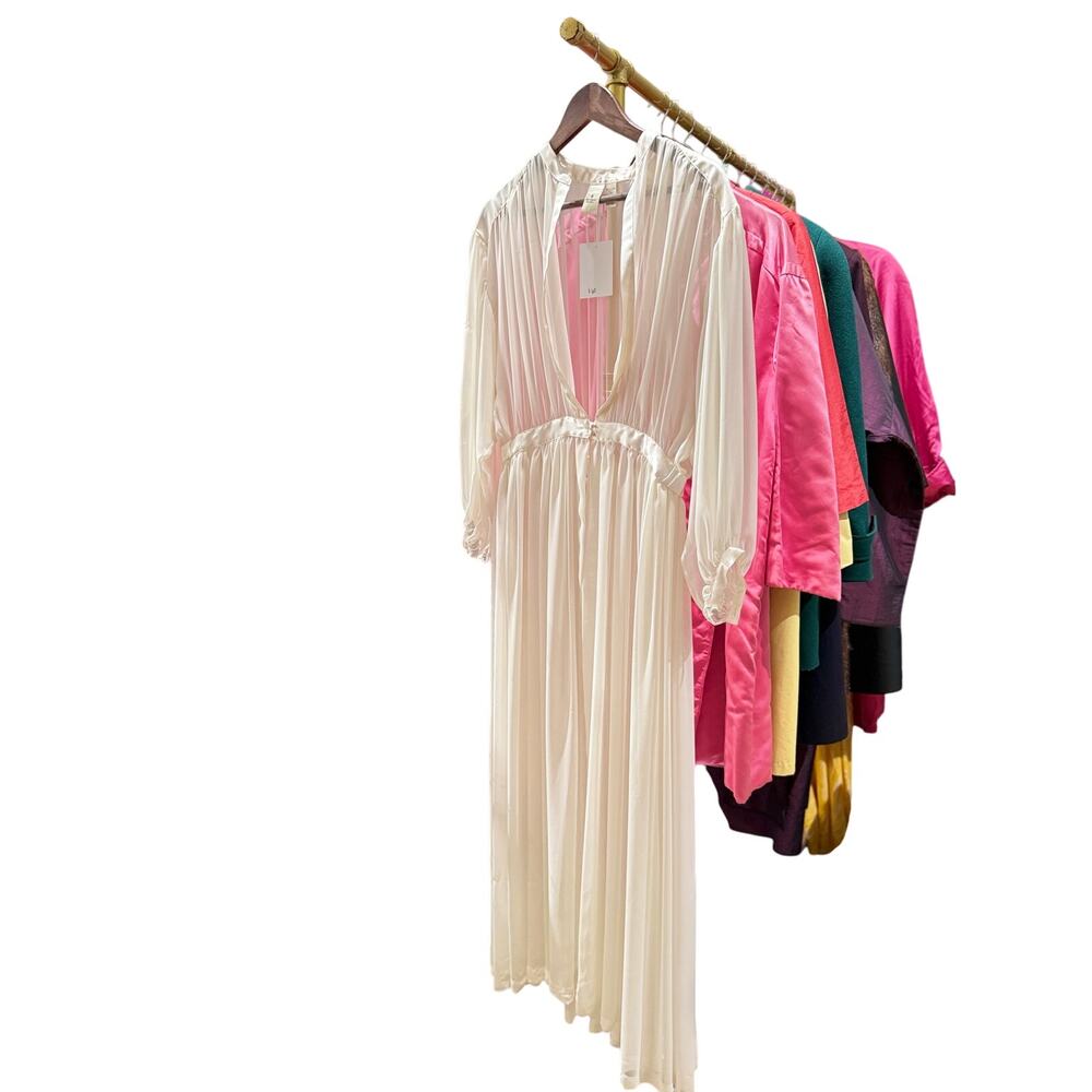 Victoria's Secret Goddess style sheer robe - Picture 4 of 4